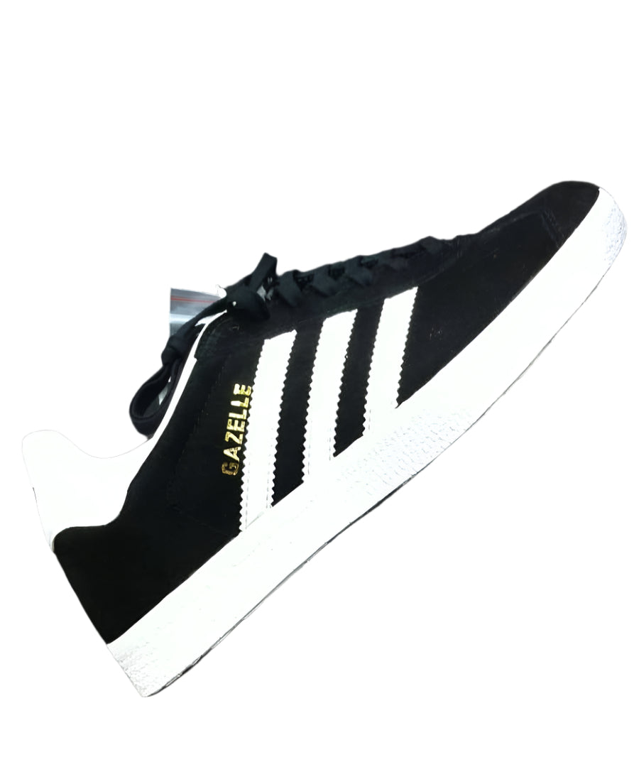 Classic Kick  Adidas Sneakers.