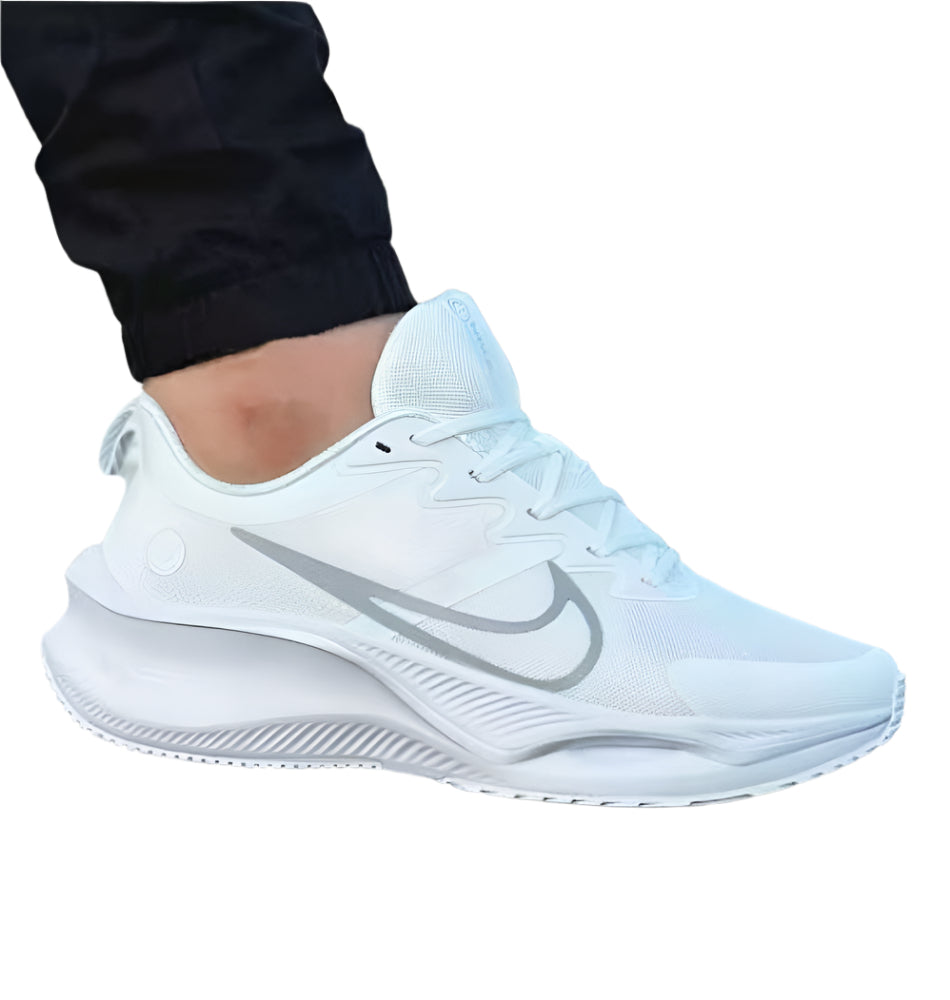 Quality Designer Unisex Sneaker-White
