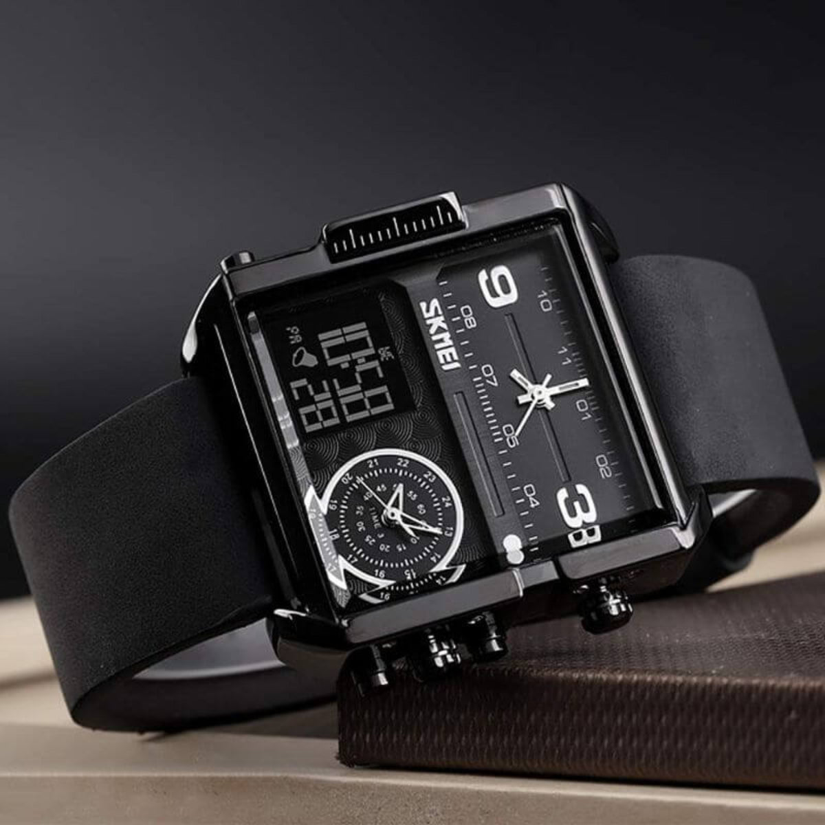 Quality Pime Piece Watch-Black