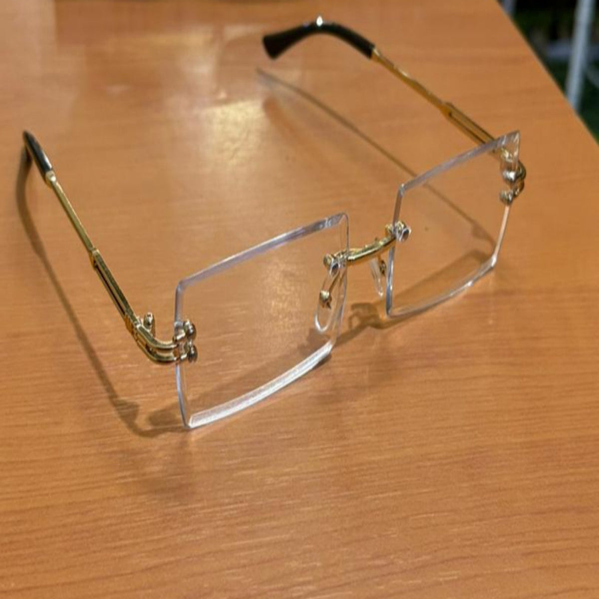 Rimless Transperent Glasses
