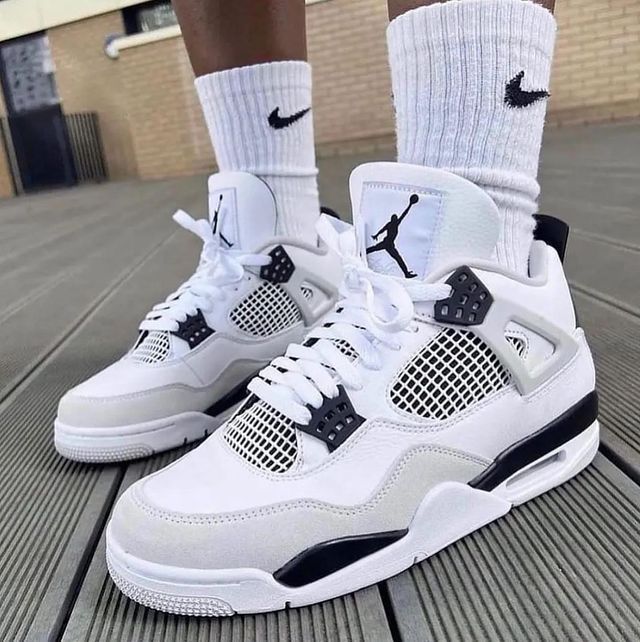 Fashionable Jordan Sneakers