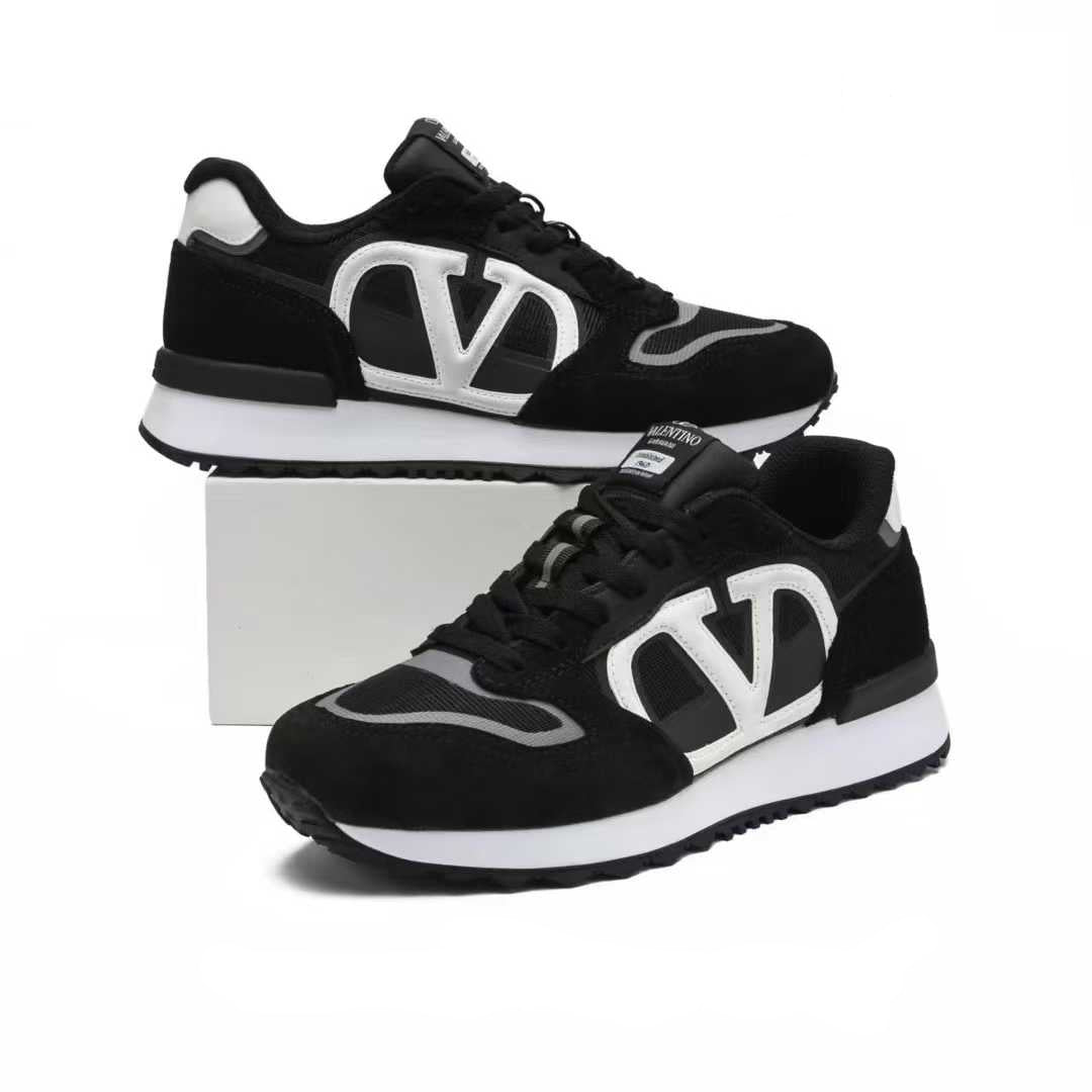 Valentino Unisex Sneaker