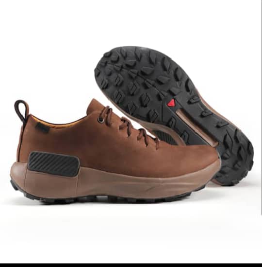 `Quality Unisex Sneakers-Brown