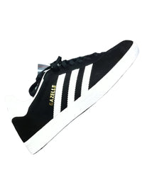 Classic Kick  Adidas Sneakers.