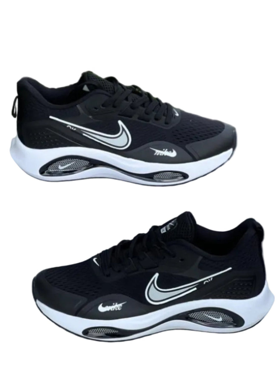Nike Unisex Sneakers - Black