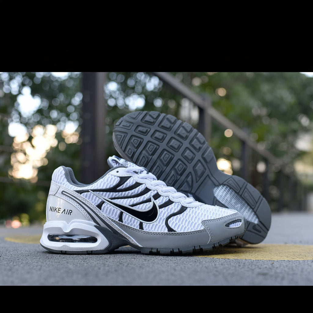 Qulity Stylish Premium Sneaker