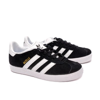 Classic Kick  Adidas Sneakers.