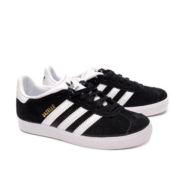 Classic Kick  Adidas Sneakers.